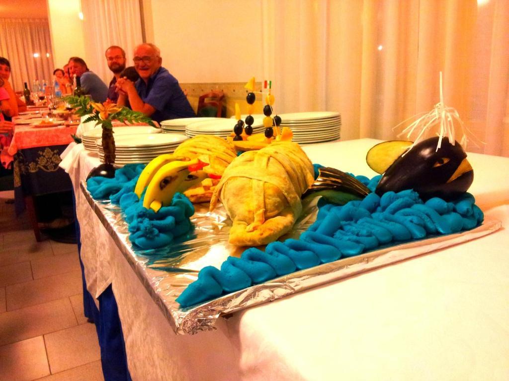 Hotel Aquila D'Oro Misano Adriatico Luaran gambar